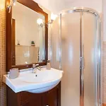 アパート Sant'eugenia91 - Fuori Le Mura Con Parcheggio - Naonbnb *