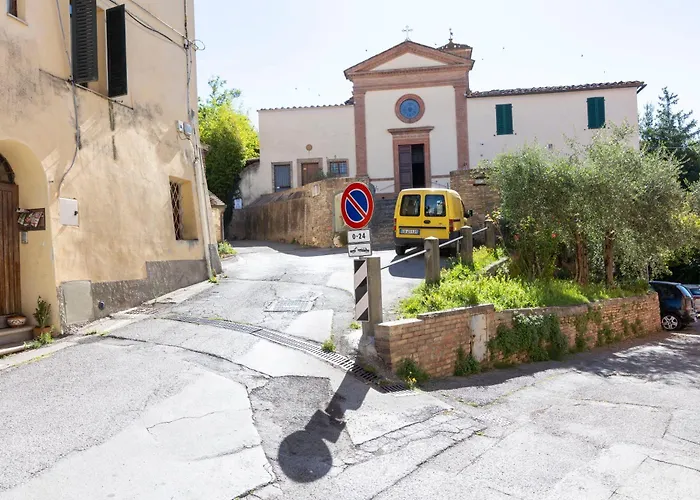 Sant'eugenia91 - Fuori Le Mura Con Parcheggio - Naonbnb Apartment