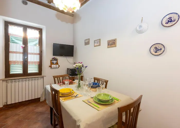 Sant'eugenia91 - Fuori Le Mura Con Parcheggio - Naonbnb Appartement *